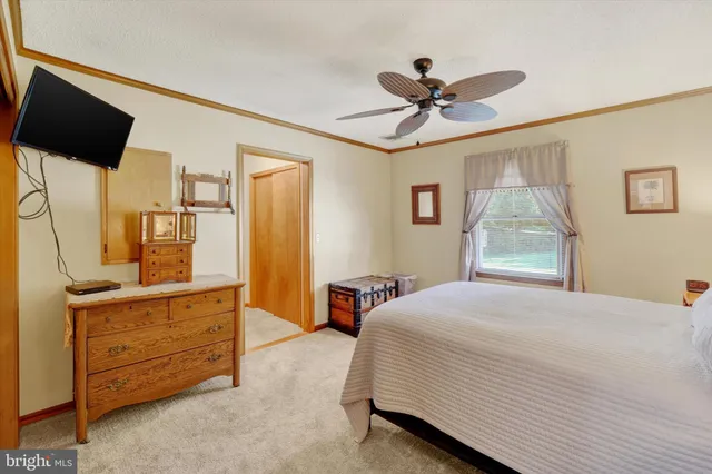 $400,000 | 65 Long Point Boulevard, Earleville, MD 21919