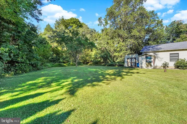 $400,000 | 65 Long Point Boulevard, Earleville, MD 21919