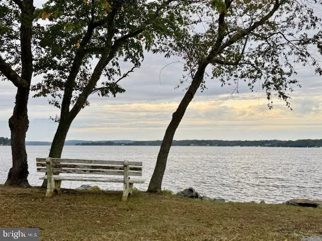 $400,000 | 65 Long Point Boulevard, Earleville, MD 21919