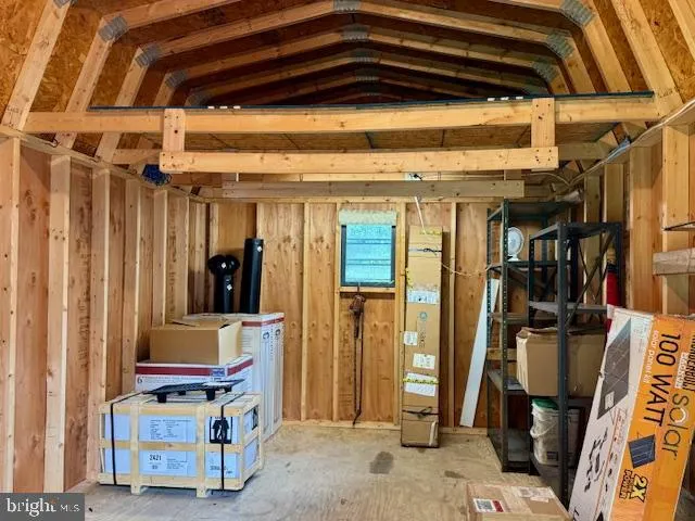 $400,000 | 65 Long Point Boulevard, Earleville, MD 21919