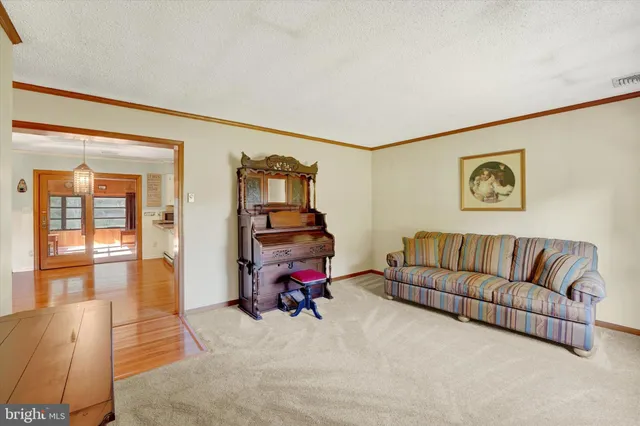 $400,000 | 65 Long Point Boulevard, Earleville, MD 21919