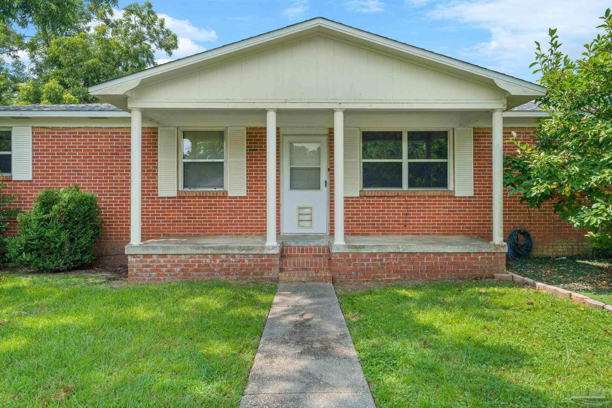 401 Kelson Road Pensacola, FL 32514 - Photo 1 of 26