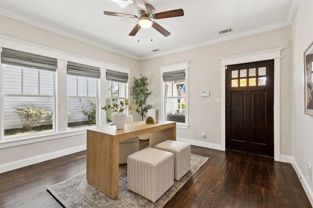 5349 Goodwin Avenue Dallas, TX 75206 - Photo 10 of 27