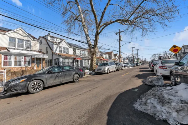 $749,990 | 190-26 118th Avenue | St. Albans