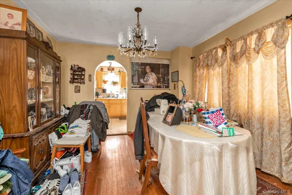 $749,990 | 190-26 118th Avenue | St. Albans