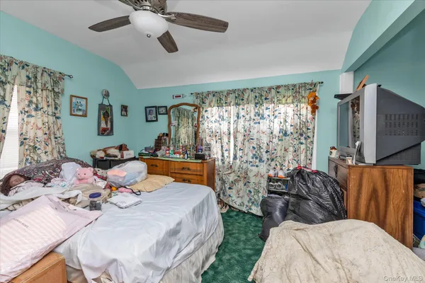 $749,990 | 190-26 118th Avenue | St. Albans