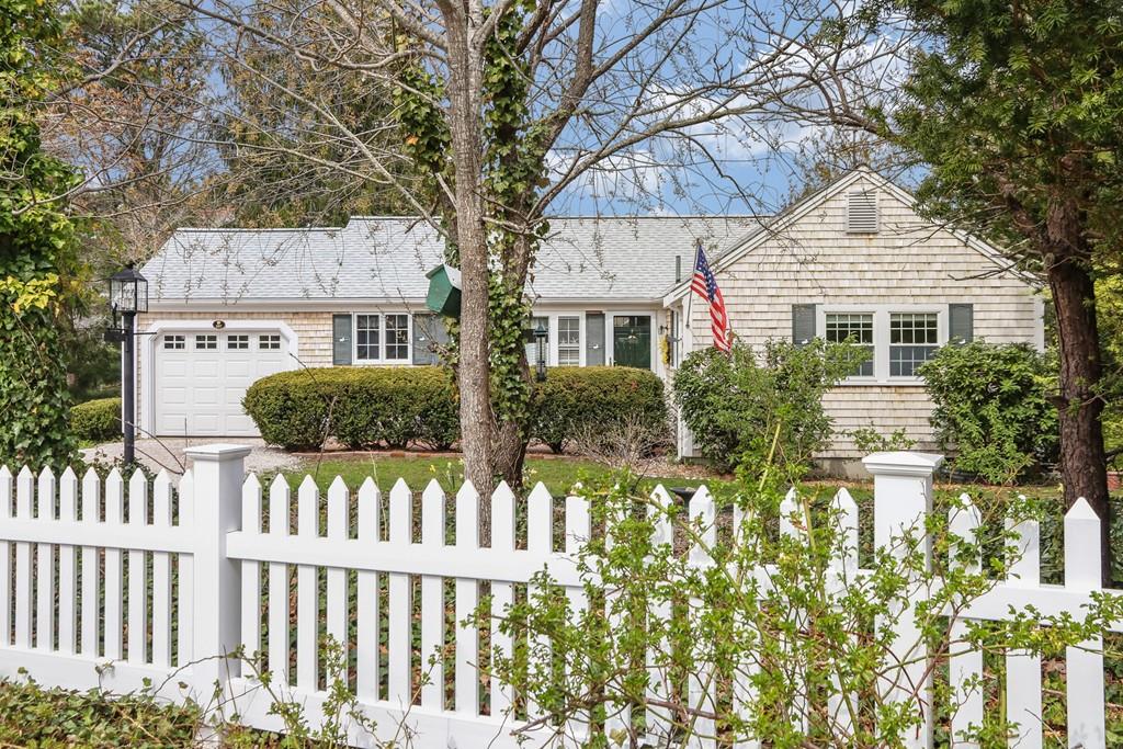 197 Joshua Jethro Road Chatham, MA 02633 - Photo 3 of 20 Gallery Image 3