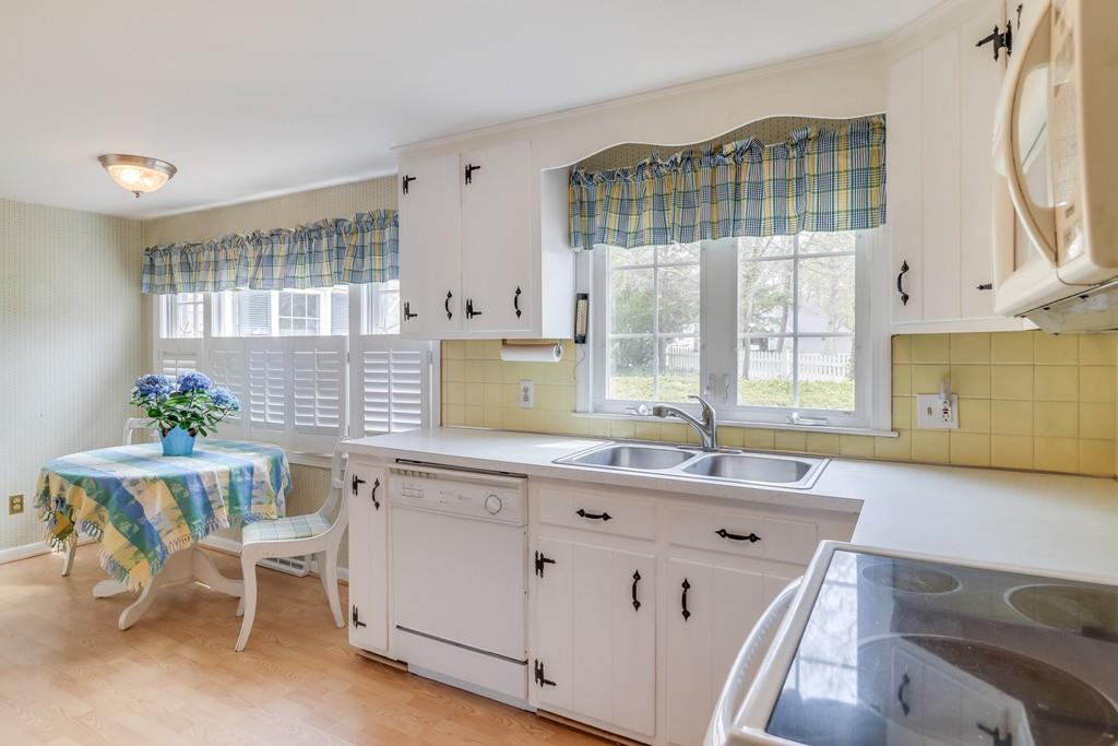 197 Joshua Jethro Road Chatham, MA 02633 - Photo 5 of 20 Gallery Image 5