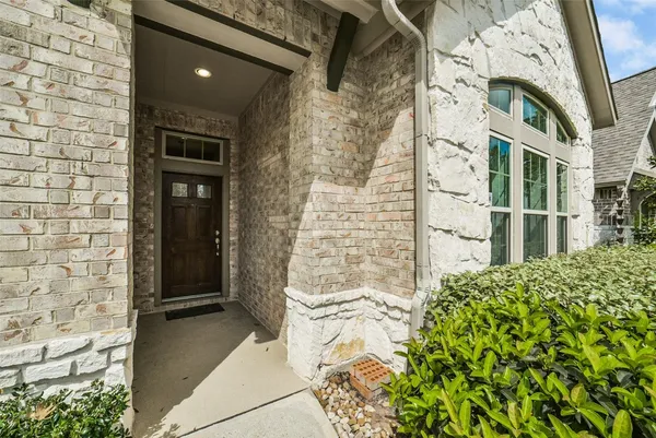$2,800 | 139 Trillium Park Loop, Conroe, TX 77304