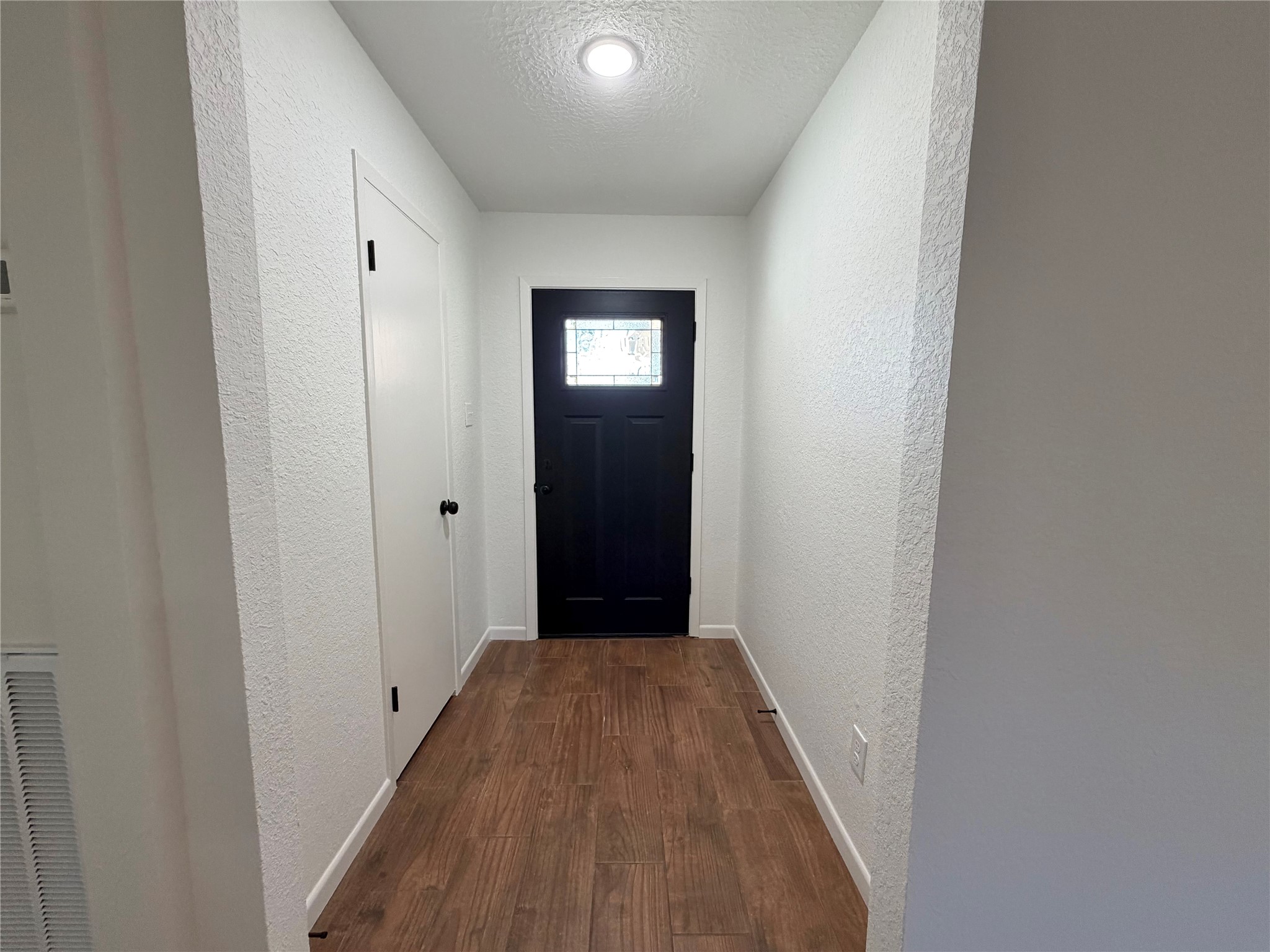 1017 Crossing Road Angleton, TX 77515 - Photo 3 of 35