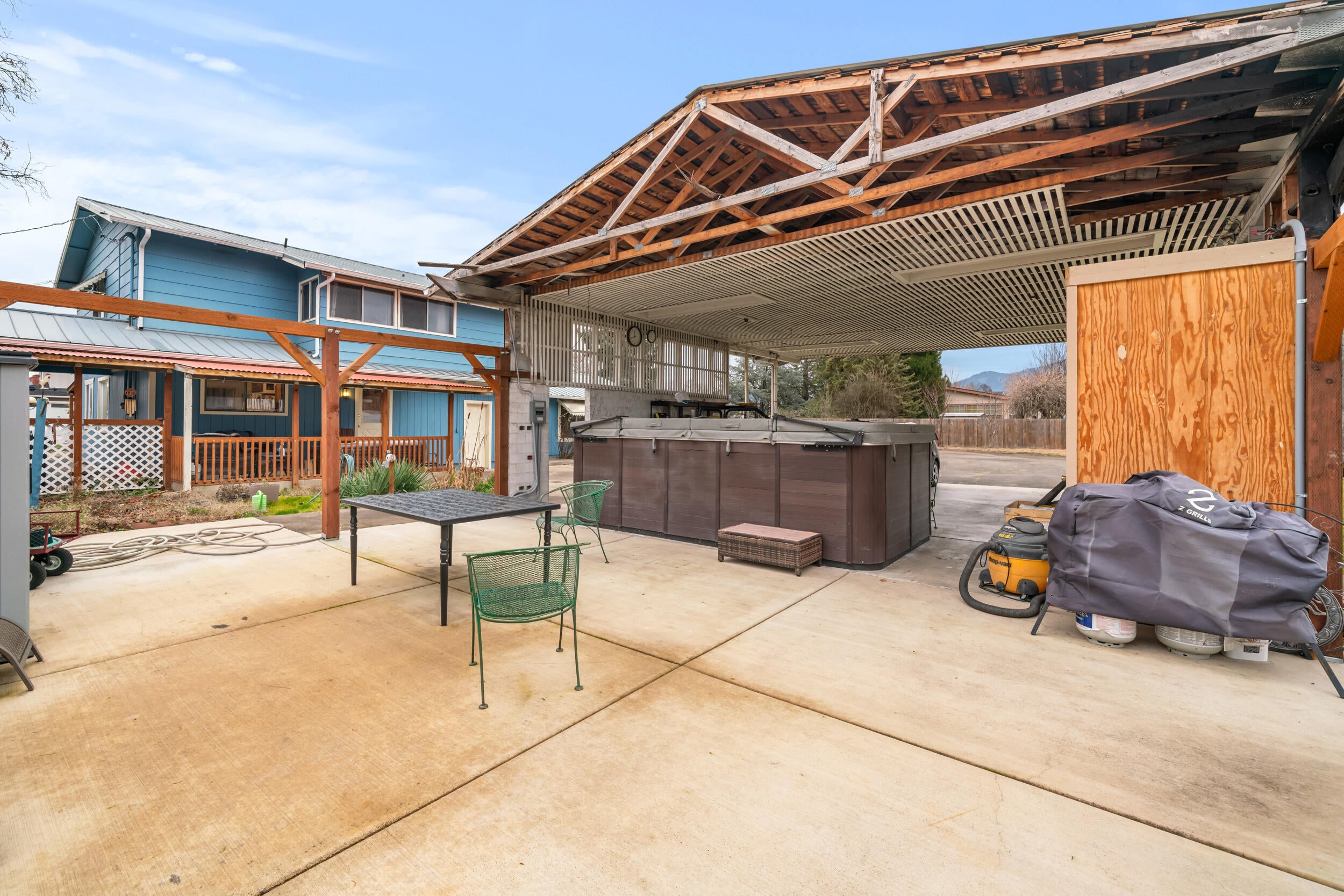 1654 Thomas Road Medford, OR 97501 - Photo 23 of 46 Covered swim spa and 1/2 bath