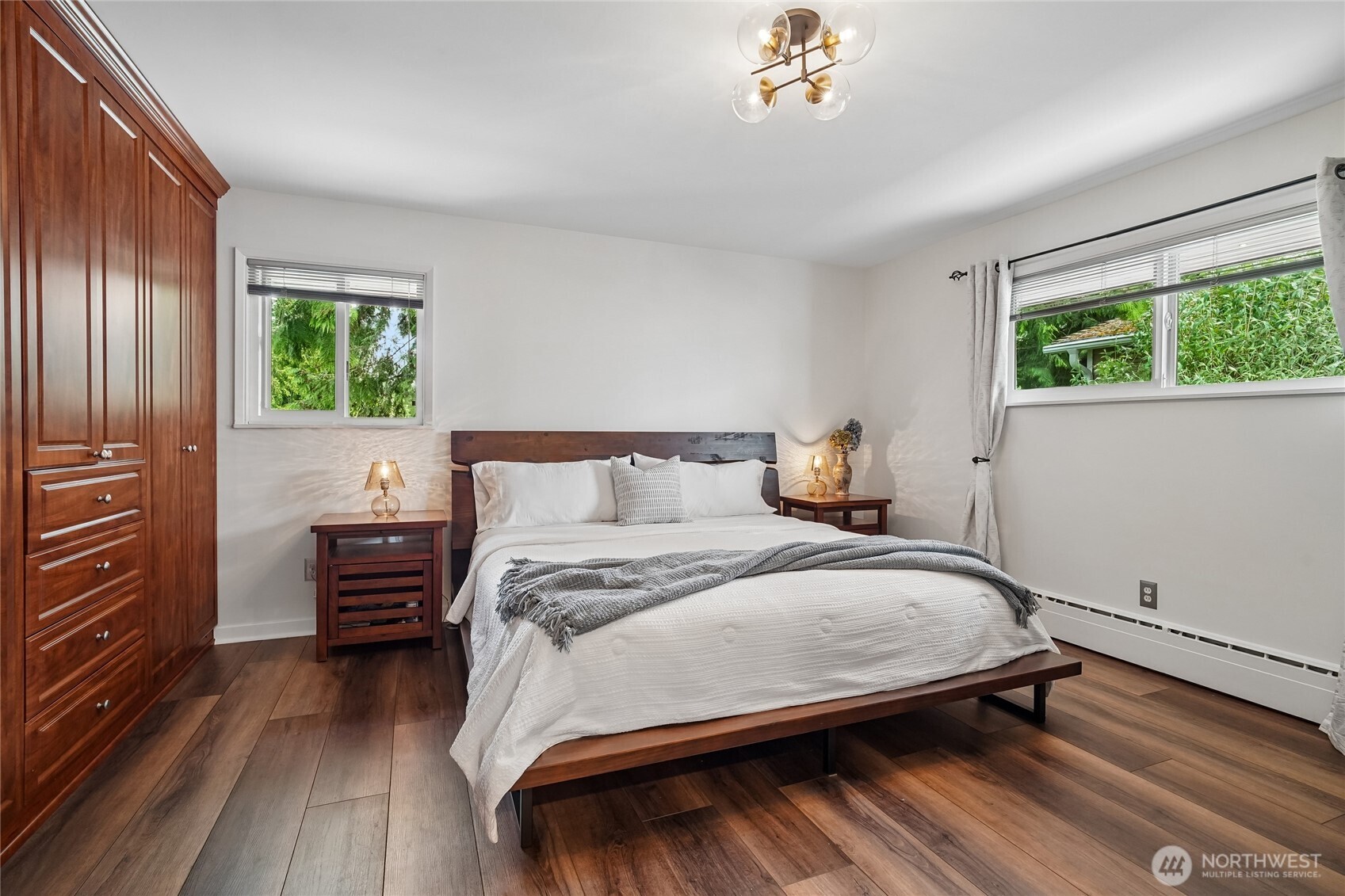 4208 Southwest Roxbury Street Seattle, WA 98136 - Photo 14 of 40 Gallery Image 14