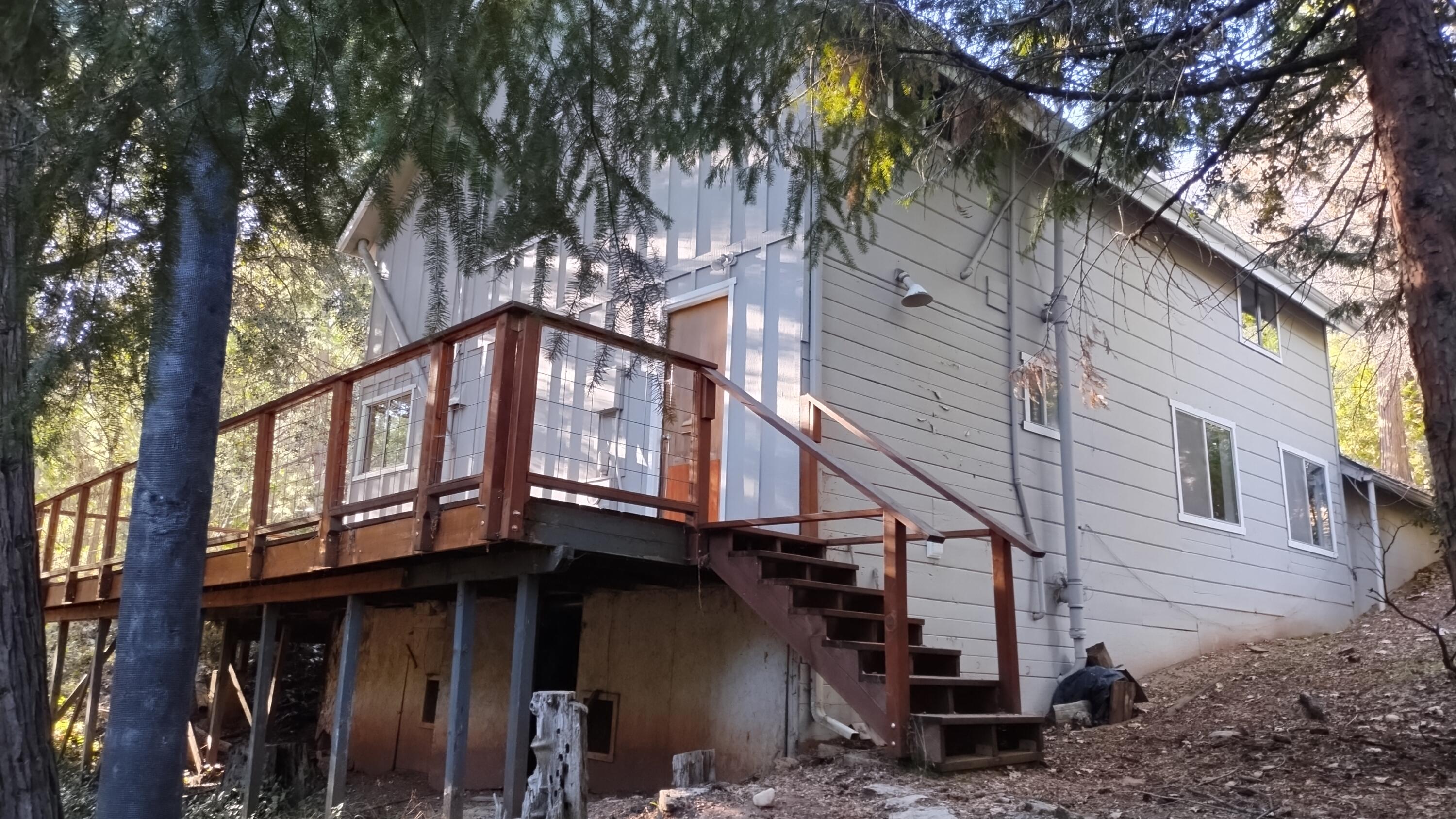 594 Loop Drive Springville, CA 93265 - Photo 52 of 68 51-Looking up at stairs to back deck