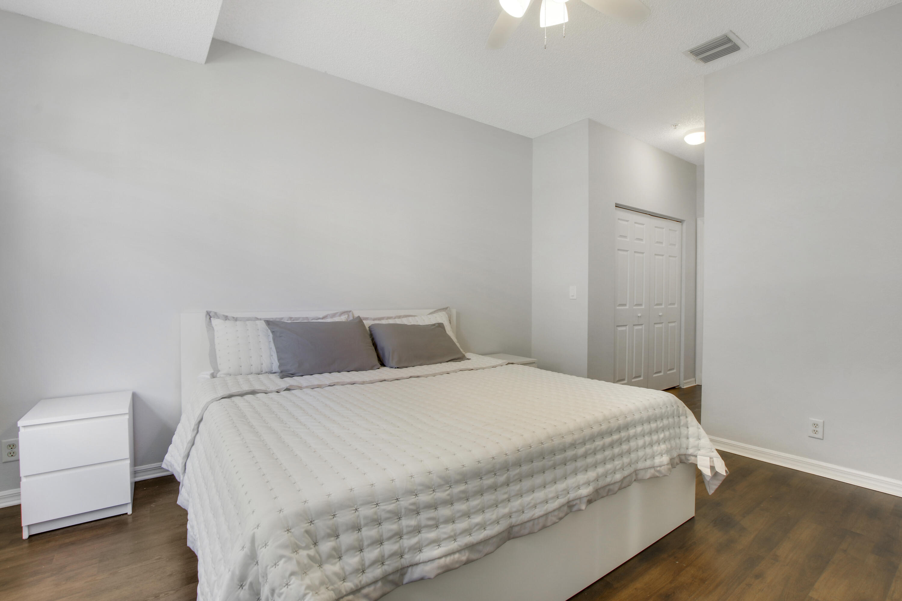 114 Lighthouse Circle, Unit A Tequesta, FL 33469 - Photo 12 of 21 House-58