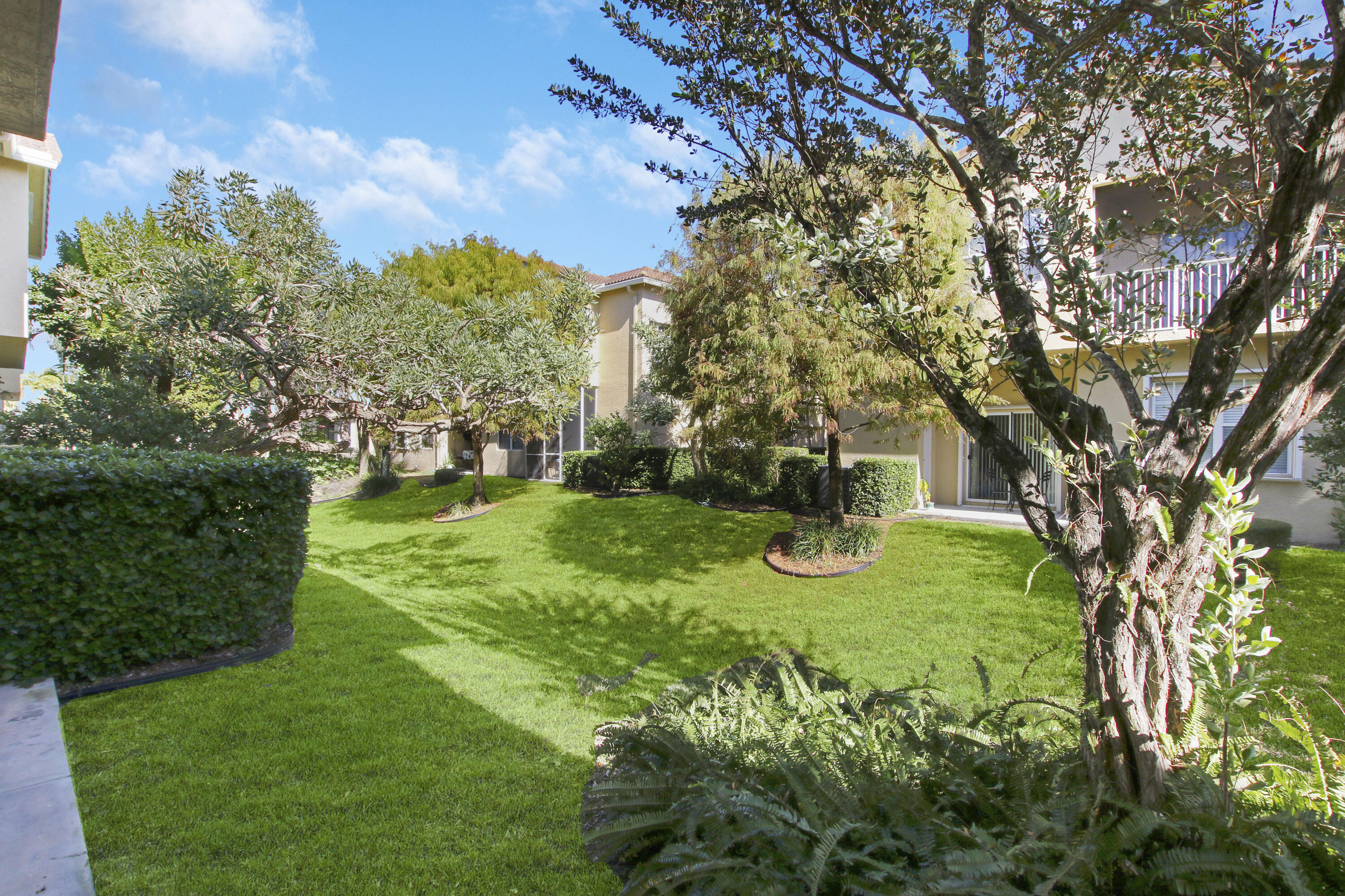 114 Lighthouse Circle, Unit A Tequesta, FL 33469 - Photo 18 of 21 House-74