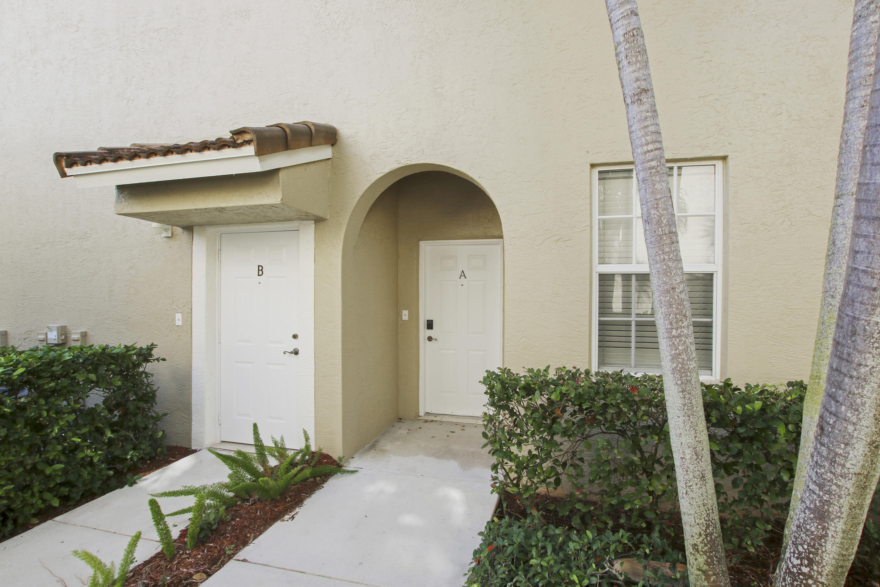 114 Lighthouse Circle, Unit A Tequesta, FL 33469 - Photo 20 of 21 House-76