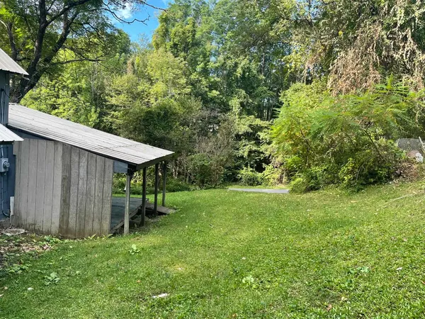 $165,000 | 20-22 Green Road, Walpole, NH 03609