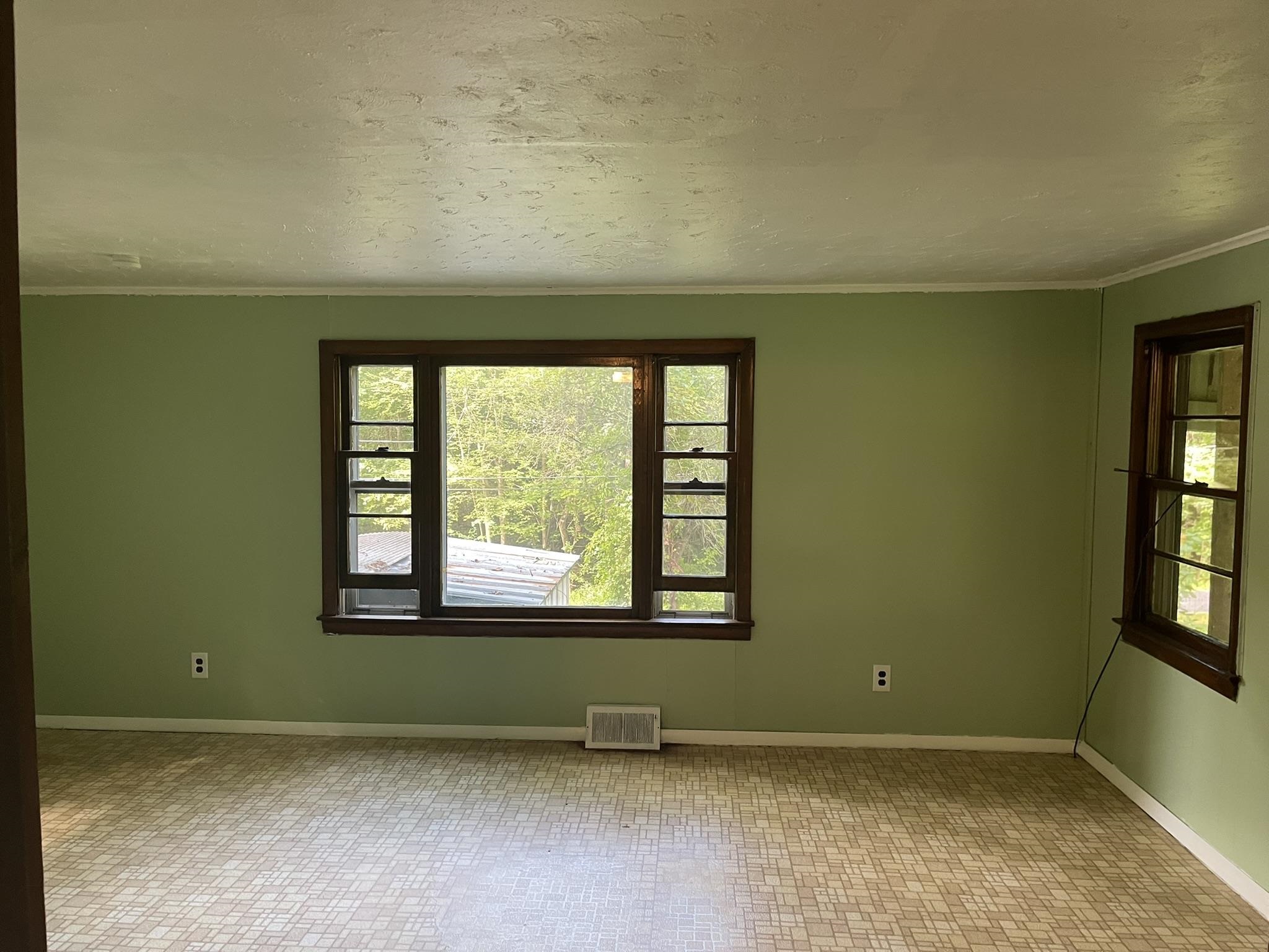 20-22 Green Road Walpole, NH 03609 - Photo 10 of 29