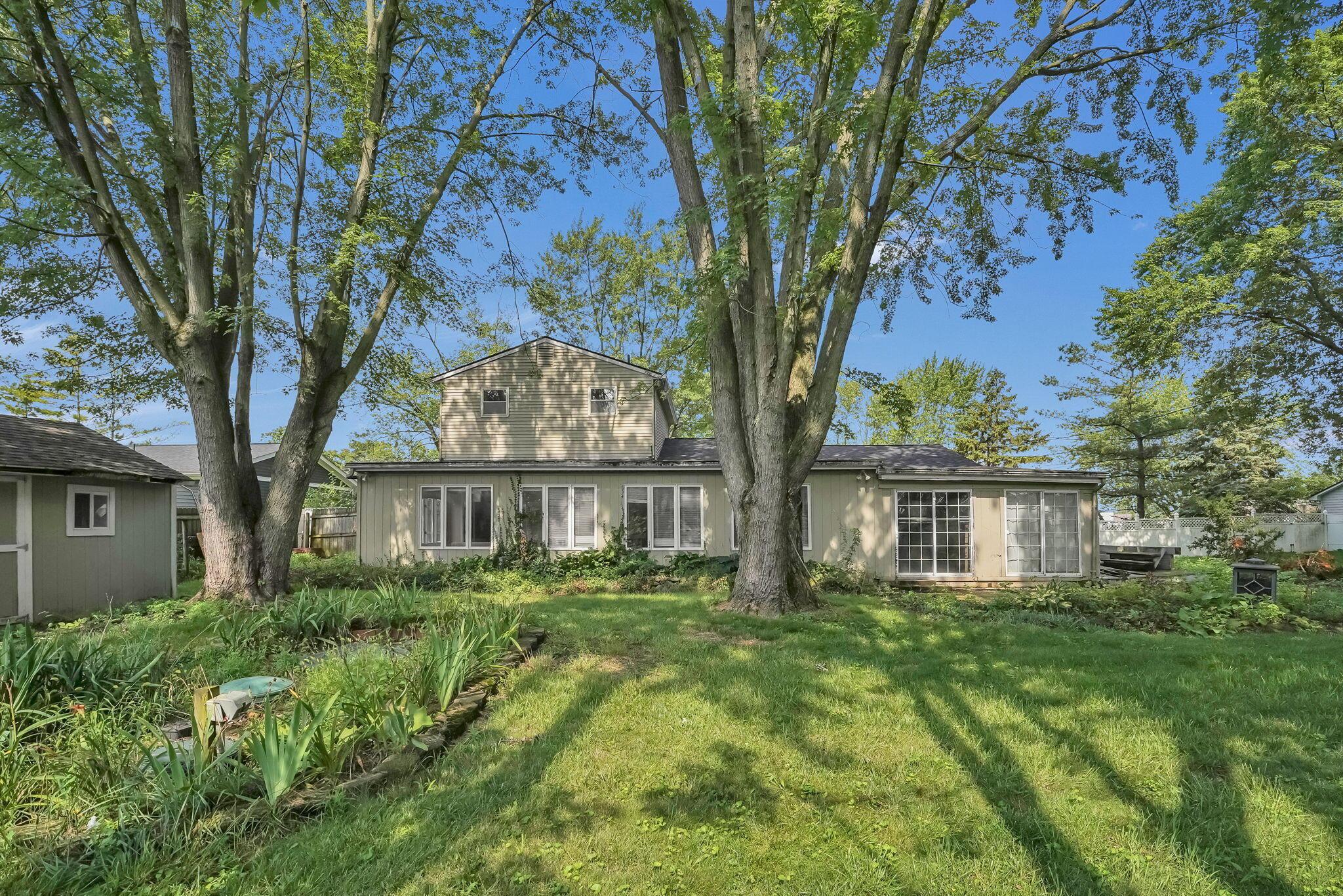 190 Inah Avenue Columbus, OH 43228 - Photo 5 of 38 34-web-or-mls-190-inah-ave