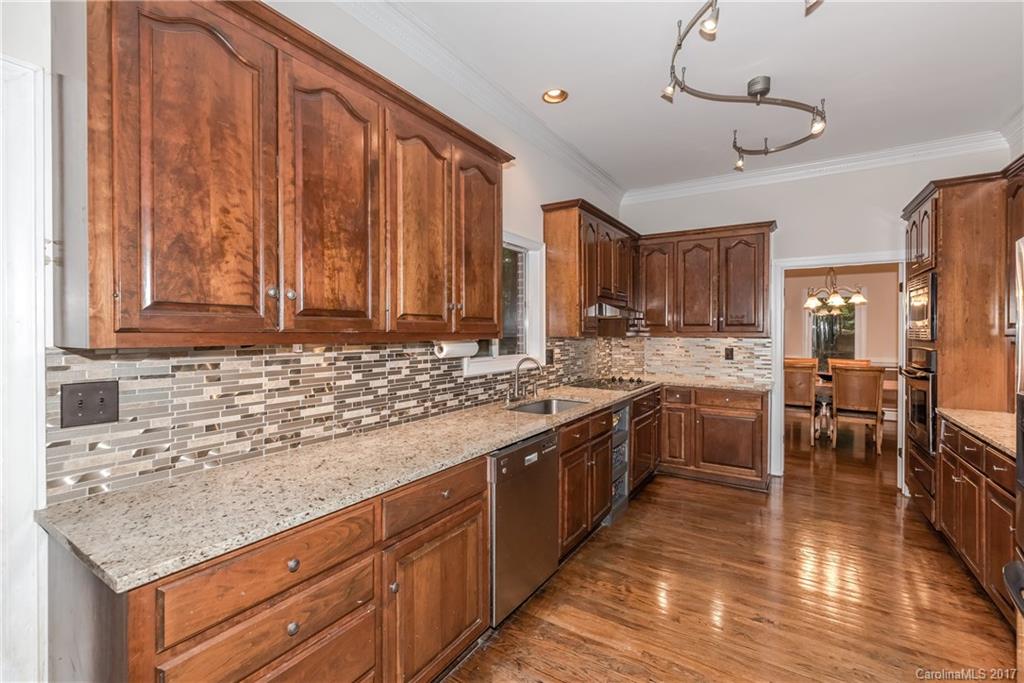 6760 Tree Hill Road Matthews, NC 28104 - Photo 3 of 24 Gallery Image 3