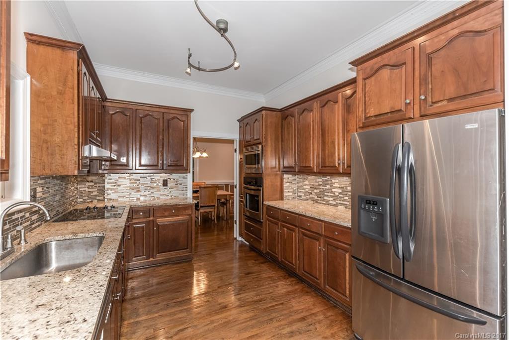 6760 Tree Hill Road Matthews, NC 28104 - Photo 4 of 24 Gallery Image 4