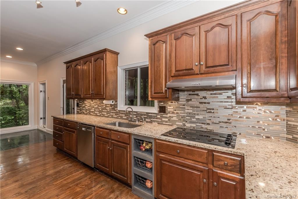 6760 Tree Hill Road Matthews, NC 28104 - Photo 5 of 24 Gallery Image 5