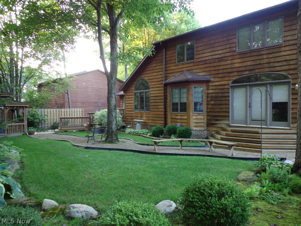 10122 Fair Road Strongsville, OH 44149 - Photo 20 of 25 Gallery Image 20