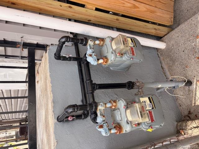 42 Hasbrouck Street Newburgh, NY 12550 - Photo 23 of 24 Exterior view