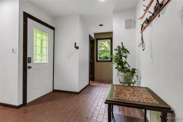 $259,900 | 28 Woodstock Road, Concord, NY 14069