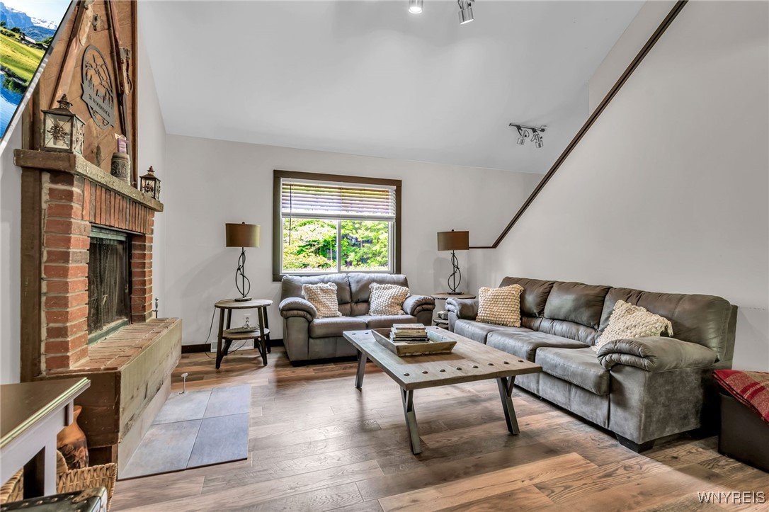 28 Woodstock Road Concord, NY 14069 - Photo 7 of 49