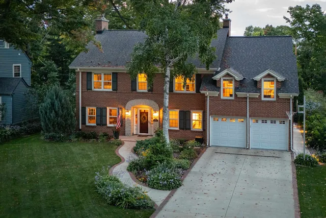 $1,695,000 | 19 Paget Road, Madison, WI 53704