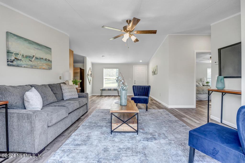 5677 Christian Camp Road Keystone Heights, FL 32656 - Photo 12 of 33 Living Room