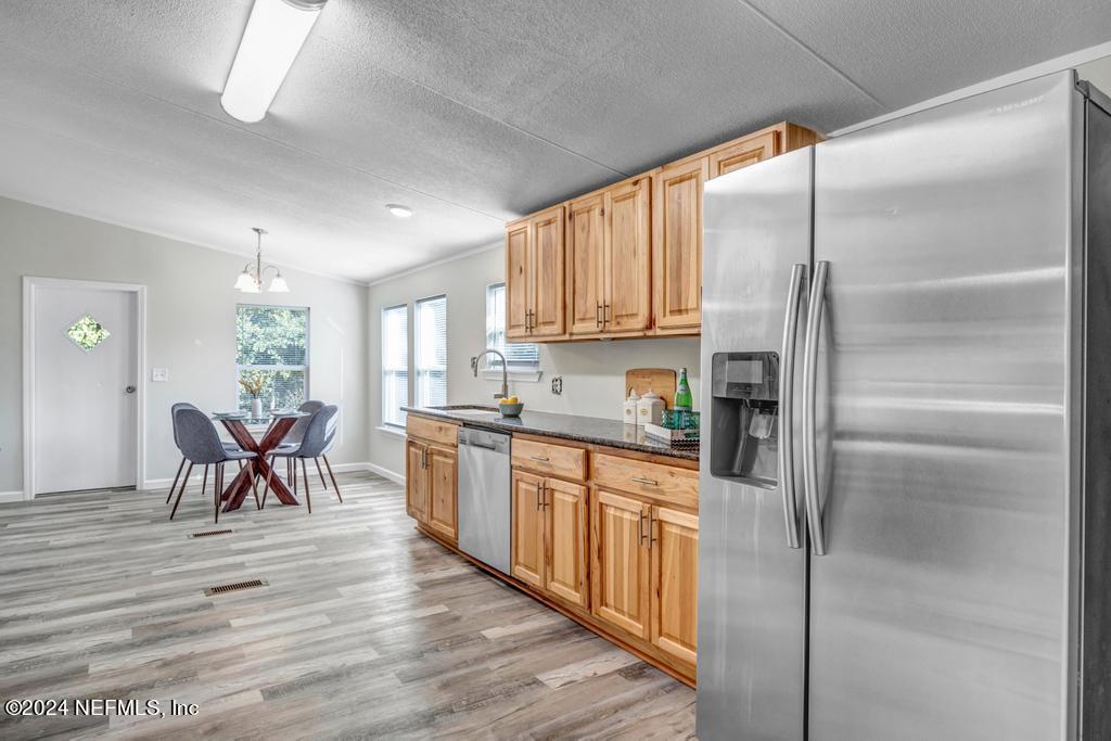 5677 Christian Camp Road Keystone Heights, FL 32656 - Photo 13 of 33 Kitchen