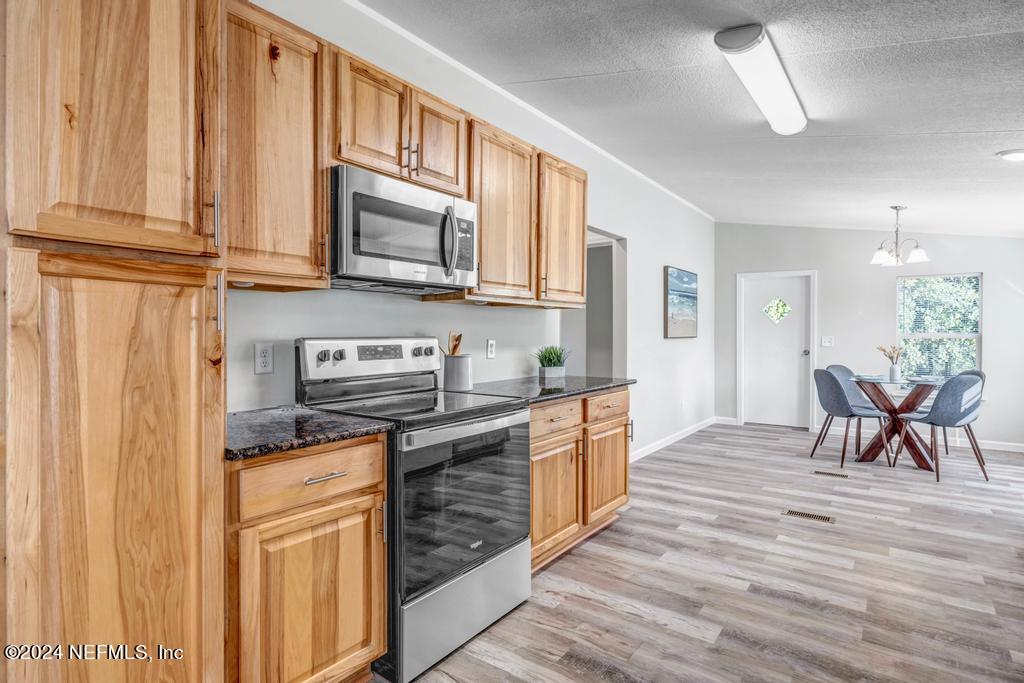 5677 Christian Camp Road Keystone Heights, FL 32656 - Photo 14 of 33 Kitchen