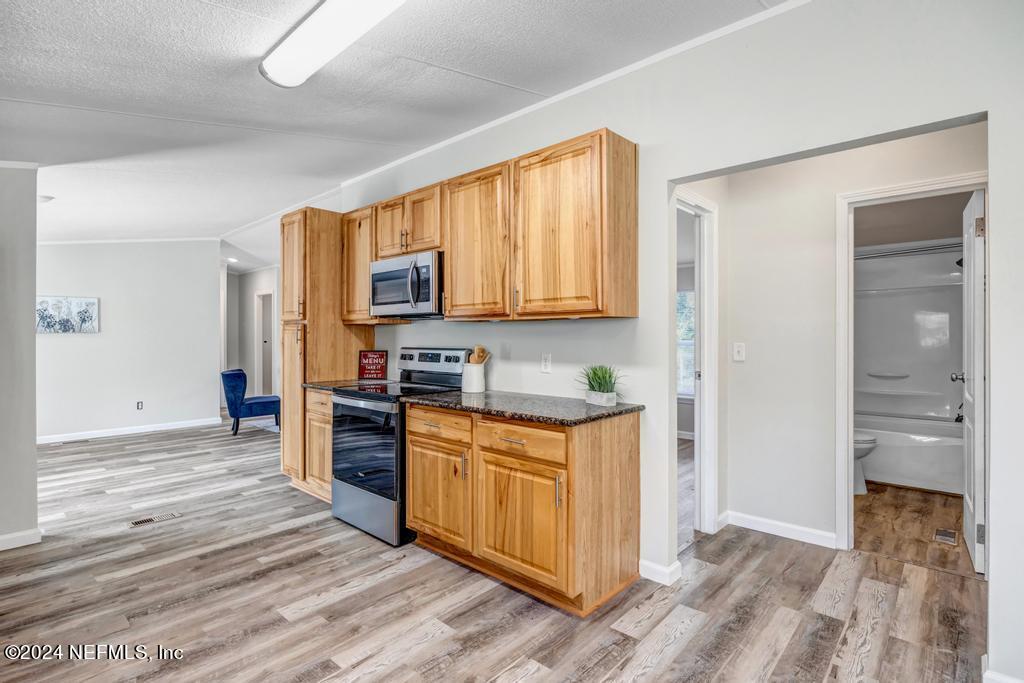 5677 Christian Camp Road Keystone Heights, FL 32656 - Photo 15 of 33 Kitchen