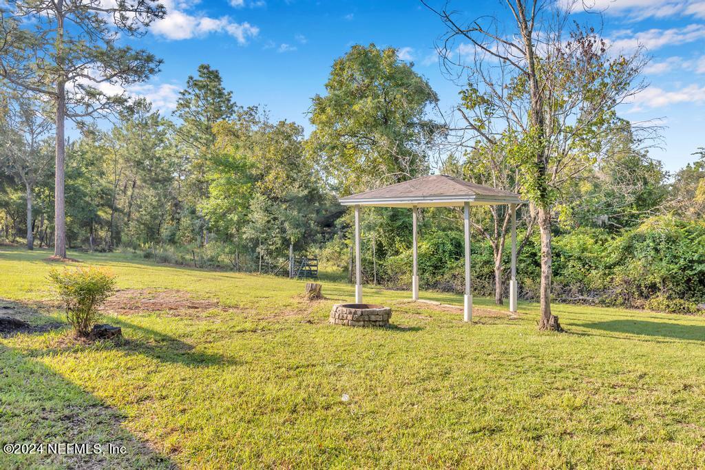 5677 Christian Camp Road Keystone Heights, FL 32656 - Photo 30 of 33 Backyard