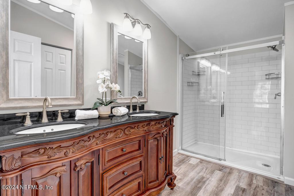 5677 Christian Camp Road Keystone Heights, FL 32656 - Photo 3 of 33 Master Bathroom