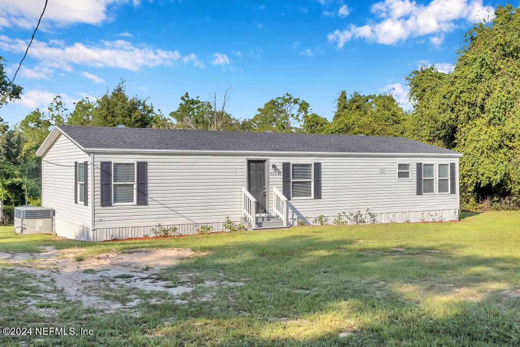 5677 Christian Camp Road Keystone Heights, FL 32656 - Photo 5 of 33 Front VIew
