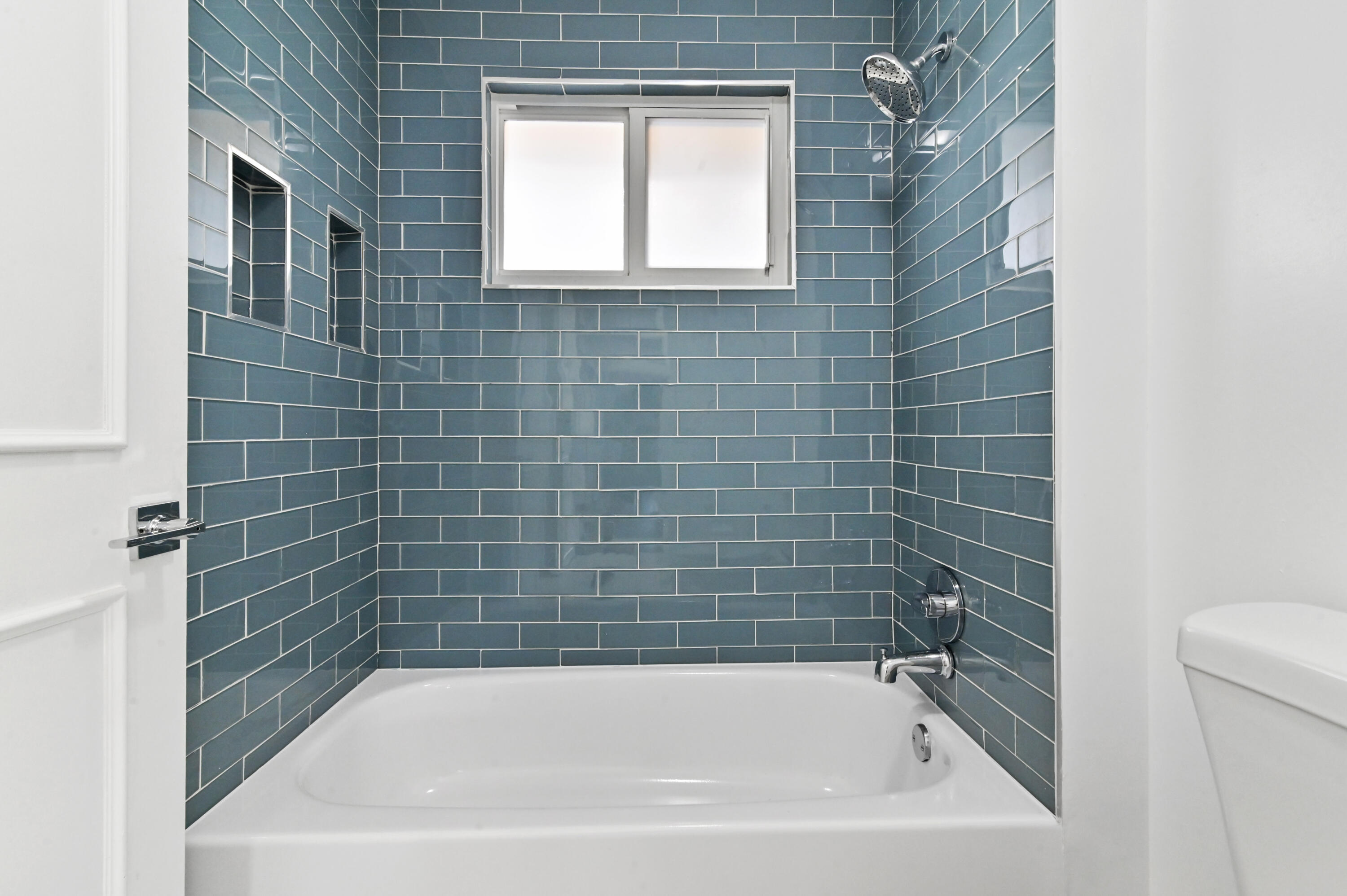 10286 Boca Springs Drive Boca Raton, FL 33428 - Photo 26 of 44 Separate Shower/Tub/Toilet Room