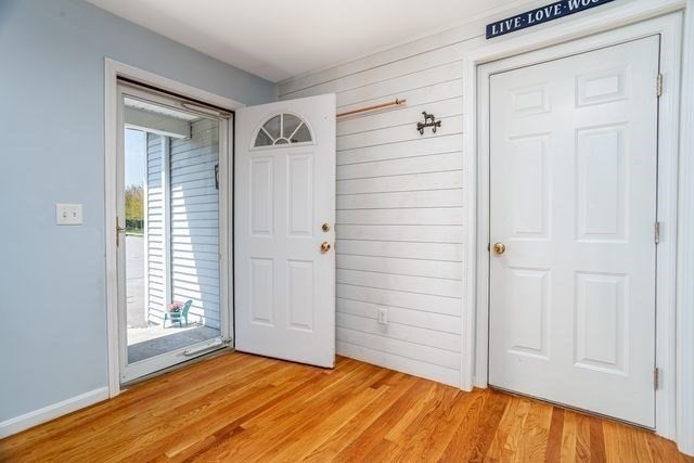 1 B Patriots Way, Unit B Sterling, MA 01564 - Photo 4 of 32