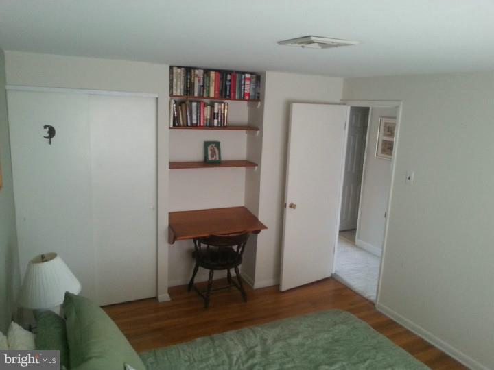 3454 Brookview Road Philadelphia, PA 19154 - Photo 14 of 23 Bedroom - Main
