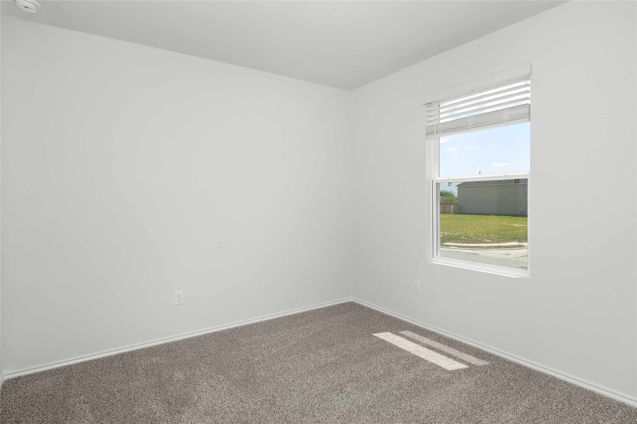 133 Varner Way Lockhart, TX 78644 - Photo 8 of 14