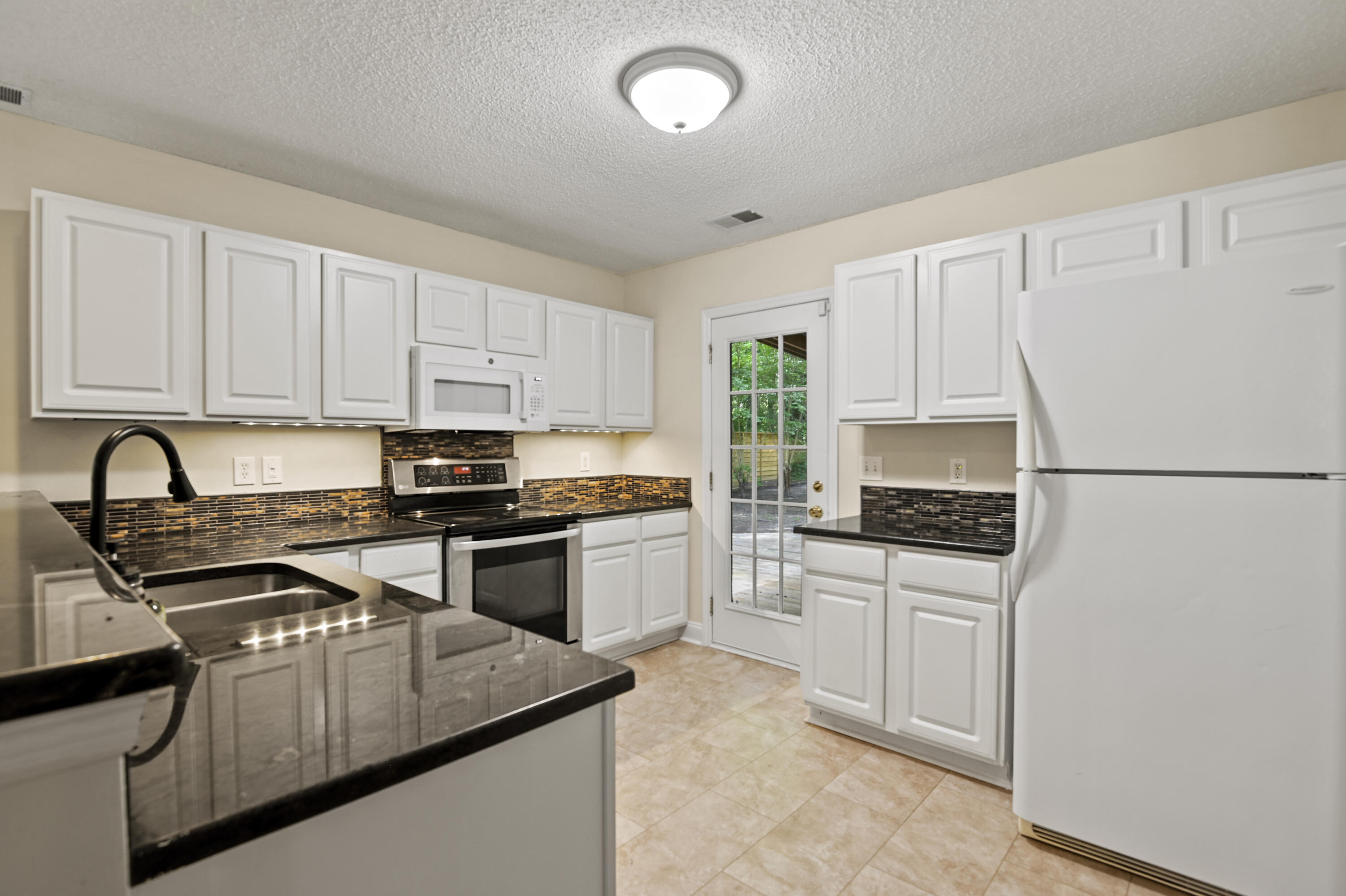 1710 Barracuda Road Johns Island, SC 29455 - Photo 11 of 33 _DSC4963