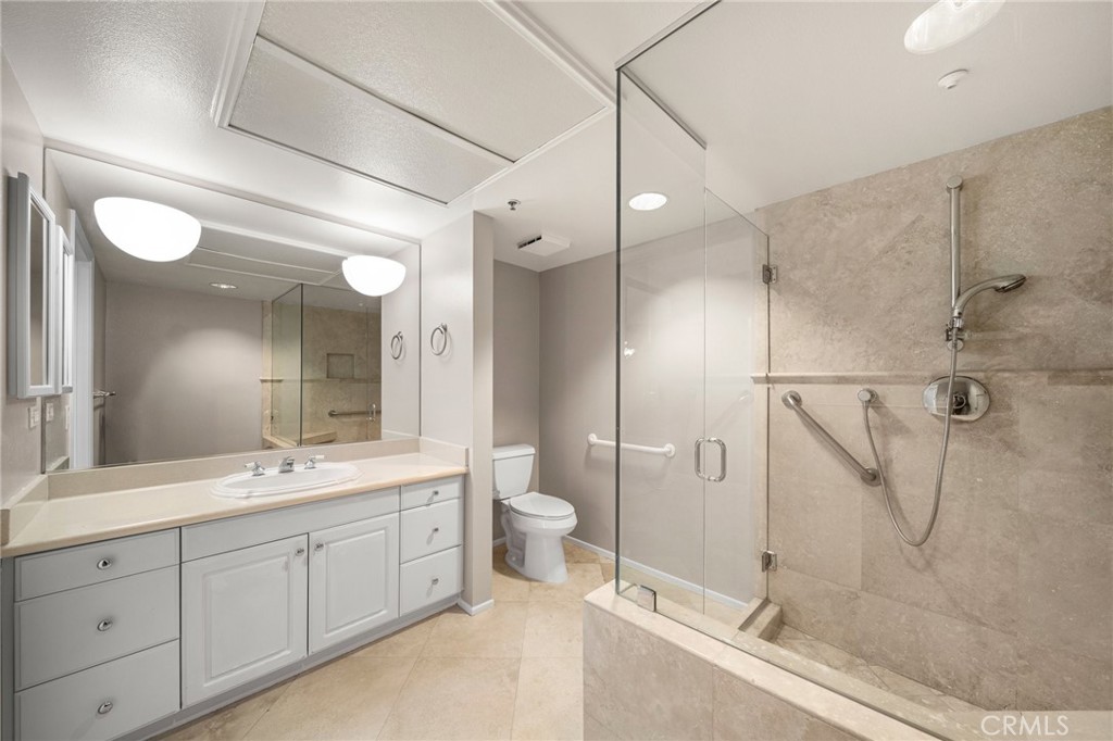 25432 Sea Bluffs Drive, Unit 302 Dana Point, CA 92629 - Photo 13 of 30