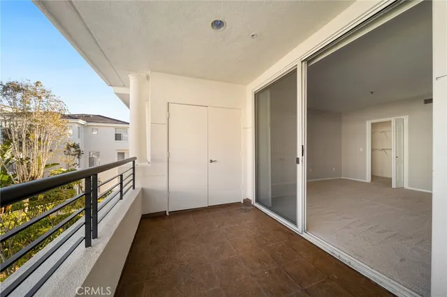 $329,000 | 25432 Sea Bluffs Drive, Unit 302, Dana Point, CA 92629