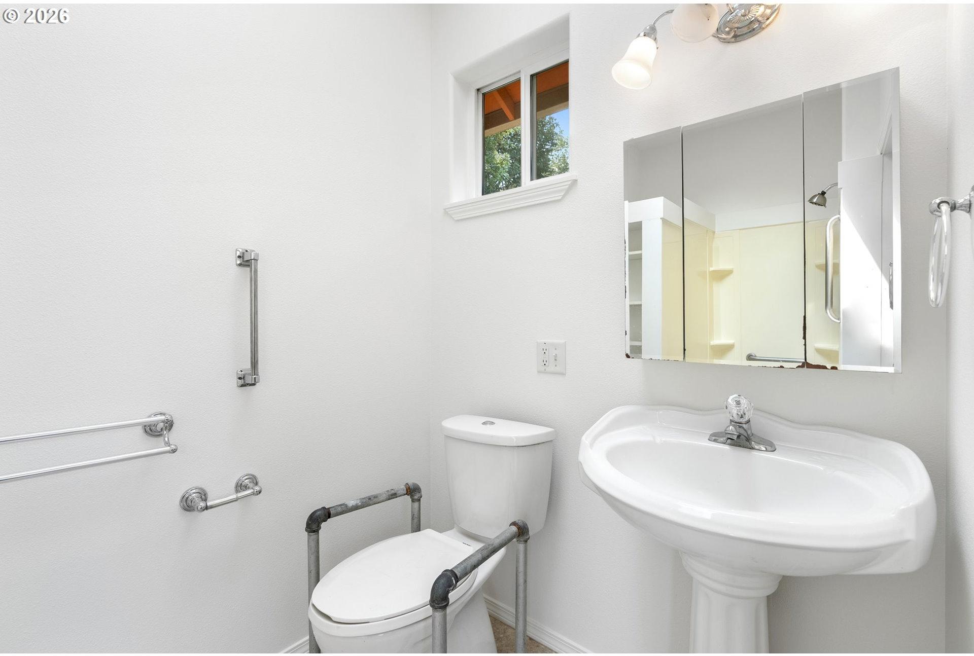 606 Ridgeview Court Hood River, OR 97031 - Photo 15 of 35 Gallery Image 15