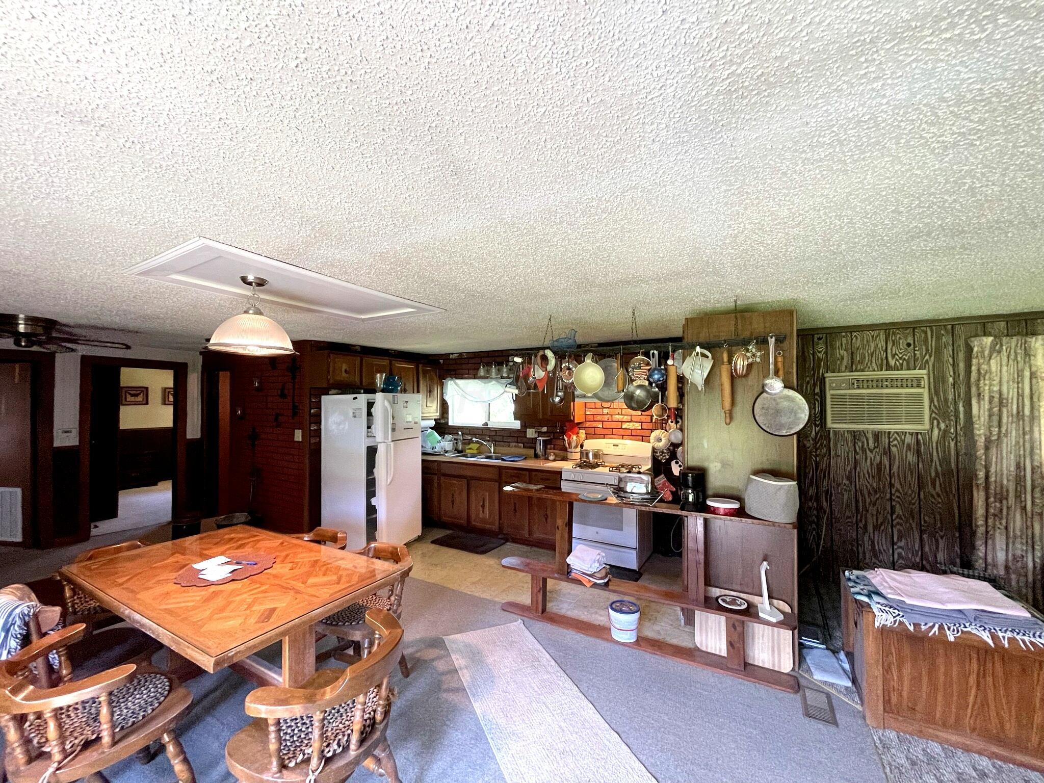 4384 South Rodehaver Road Guysville, OH 45735 - Photo 10 of 37