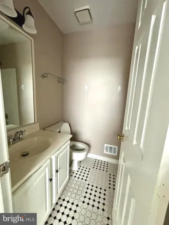 $3,350 | 46336 Haven Terrace, Sterling, VA 20165