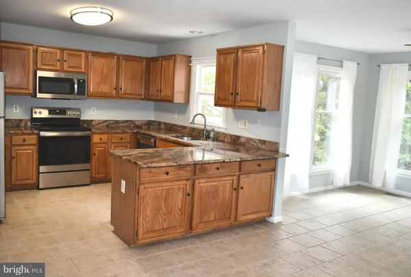 $3,350 | 46336 Haven Terrace, Sterling, VA 20165