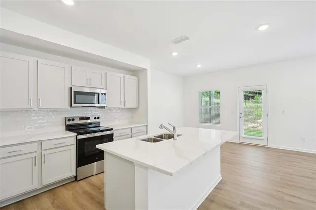 $382,115 | 5357 Frontier Court, Flowery Branch, GA 30542